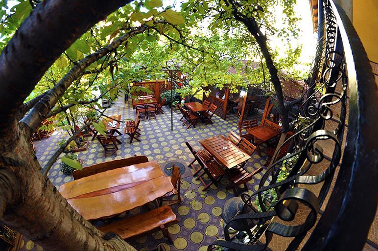 Casa Belazur Hotel Deva Bagian luar foto