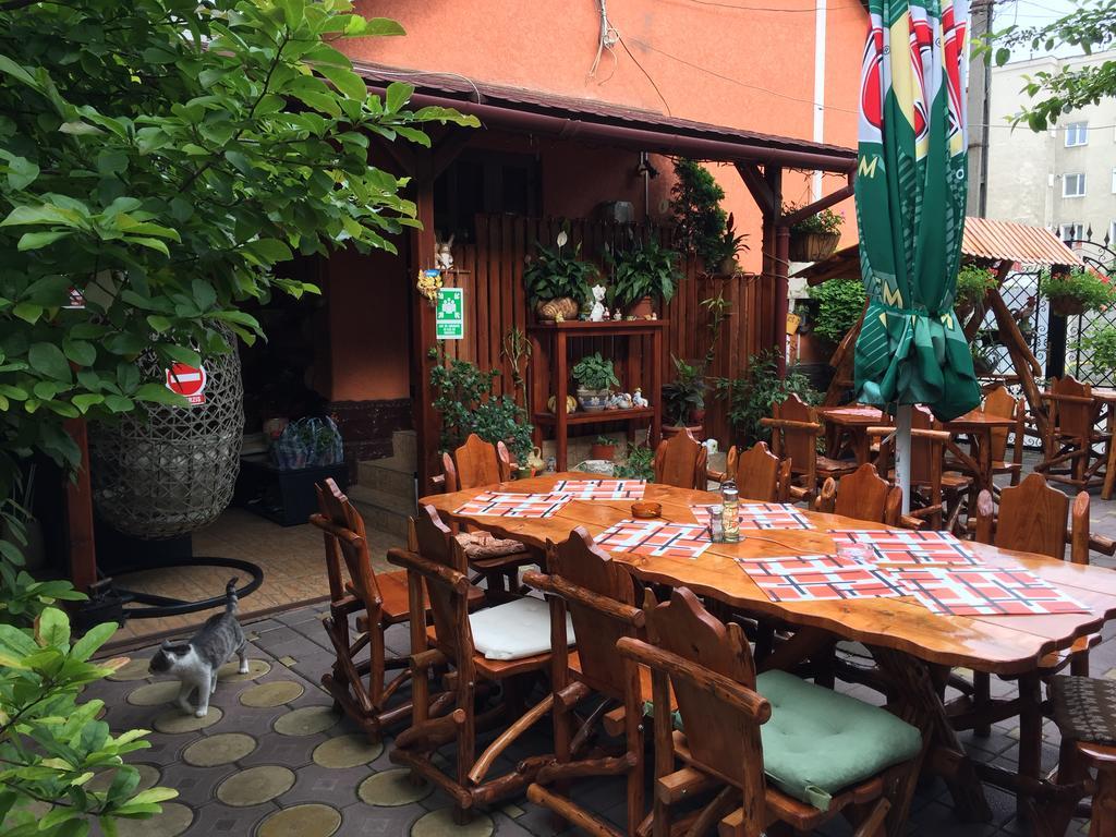Casa Belazur Hotel Deva Bagian luar foto